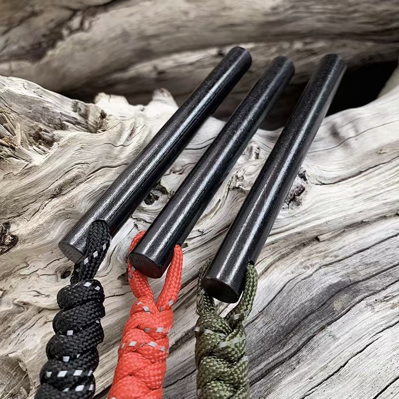 Outdoor Survival Fire Starter  - đánh giá và giá Ferro Rod Striker