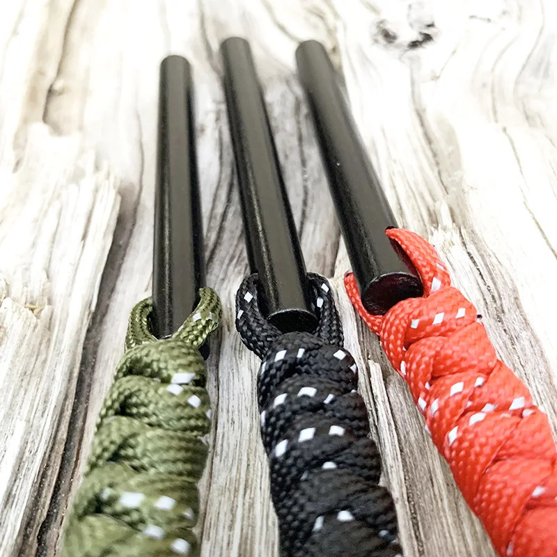 Bear Grylls 3-in-1 EDC Surviva - đánh giá và giá Ferro Rod Striker
