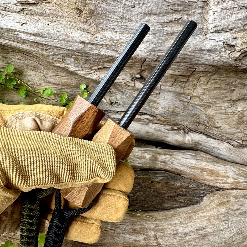 Hexagonal Firestone Rod Wooden - đánh giá và giá Ferro Rod Striker